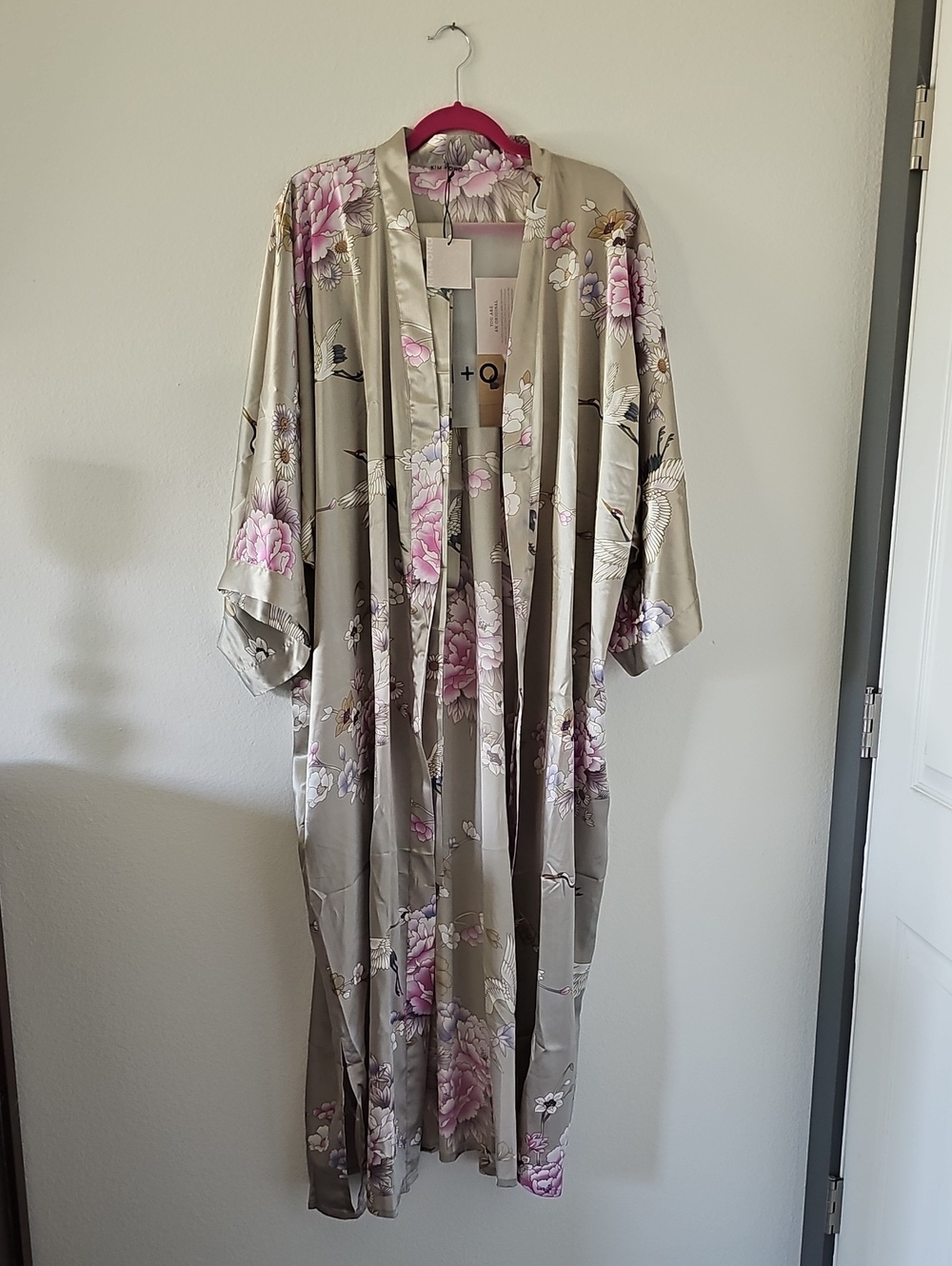 ●●KIM+ONO SATIN KIMONO OSFM NWT●●